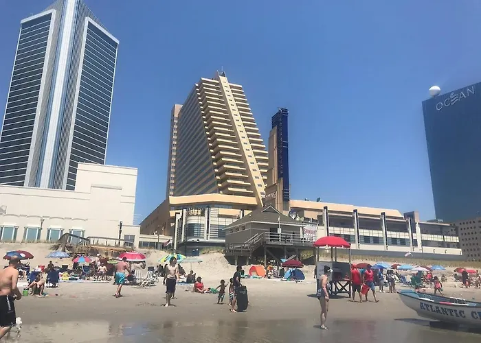 2Br 3Ba Condo On The Boardwalk Cozysuites