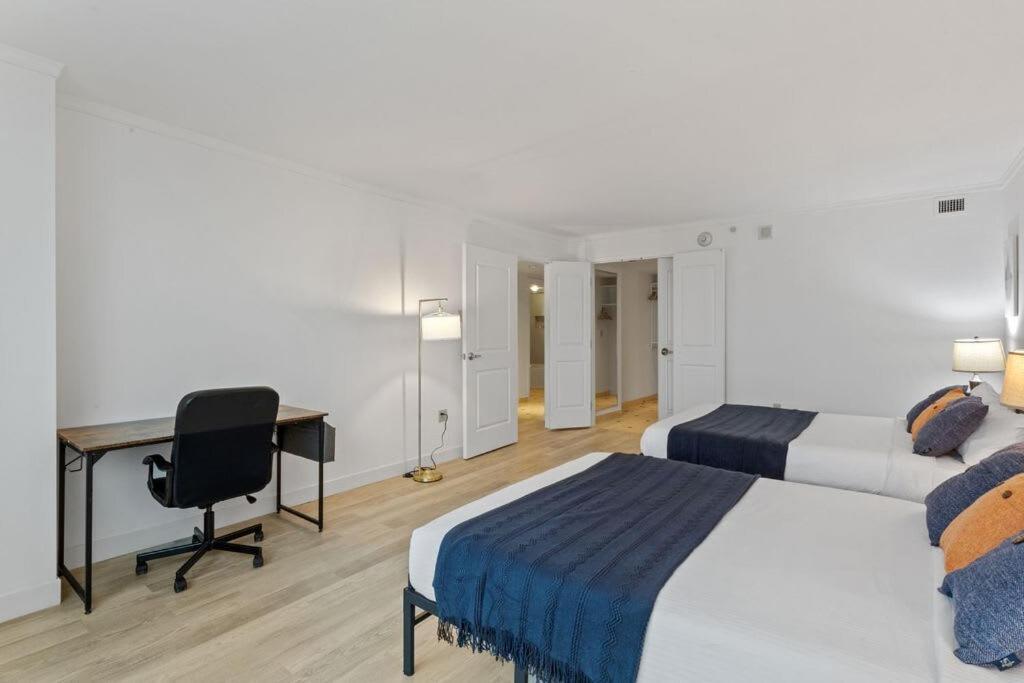 2br 3ba On The Boardwalk Cozysuites Apartment